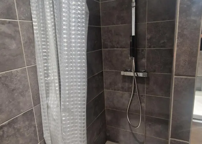 Apartamento Menton, Appartement/jardin, Proche Et Centre *