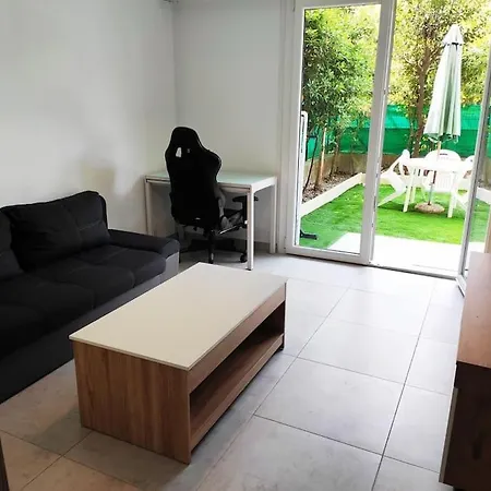 Menton, Appartement/jardin, Proche Et Centre Διαμέρισμα *